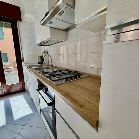 Lägenhet Venice Vibes Bright Cozy Flat