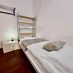 Venice Vibes Bright Cozy Flat